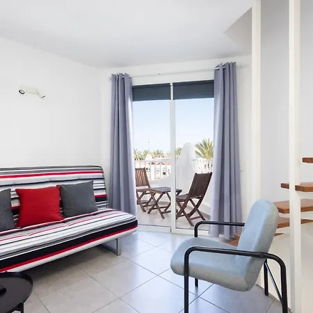 Home2book Triplex Disco Americas, Terrace 阿罗纳