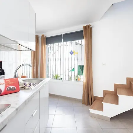 公寓 Home2book Triplex Disco Americas, Terrace 阿罗纳