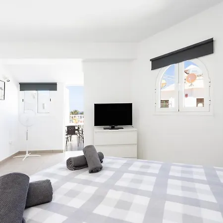 Home2book Triplex Disco Americas, Terrace 阿罗纳