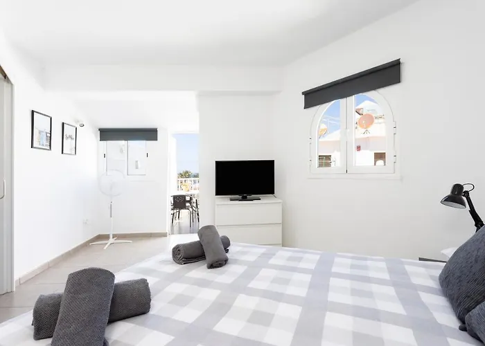 Home2book Triplex Disco Americas, Terrace 阿罗纳