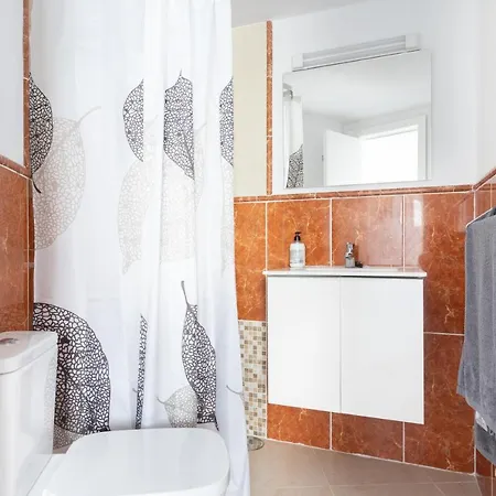 Home2book Triplex Disco Americas, Terrace