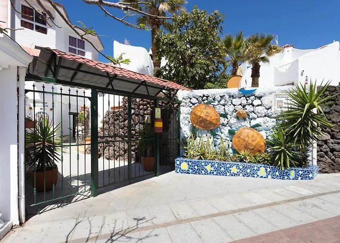 Home2book Triplex Disco Americas, Terrace Арона